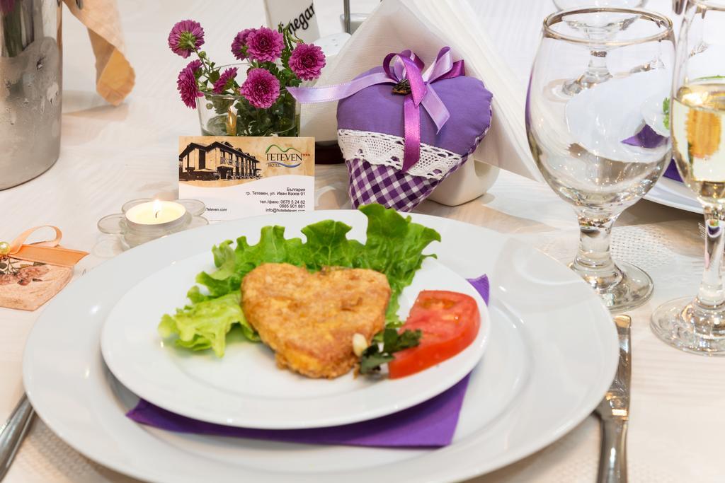 Family Hotel טטבן מראה חיצוני תמונה
