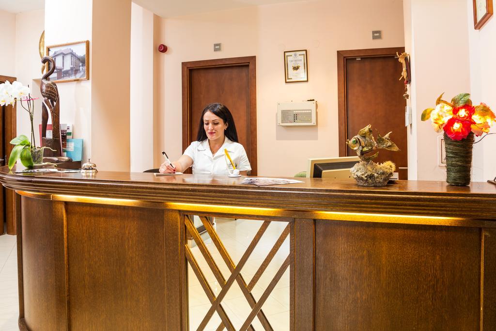 Family Hotel טטבן מראה חיצוני תמונה